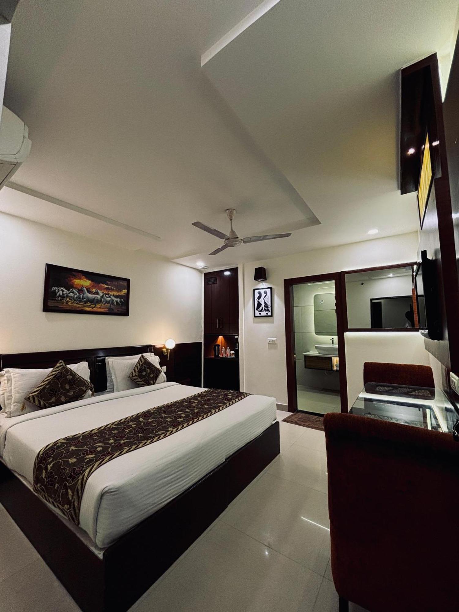 Taj Inn Hotel Agra  Eksteriør bilde