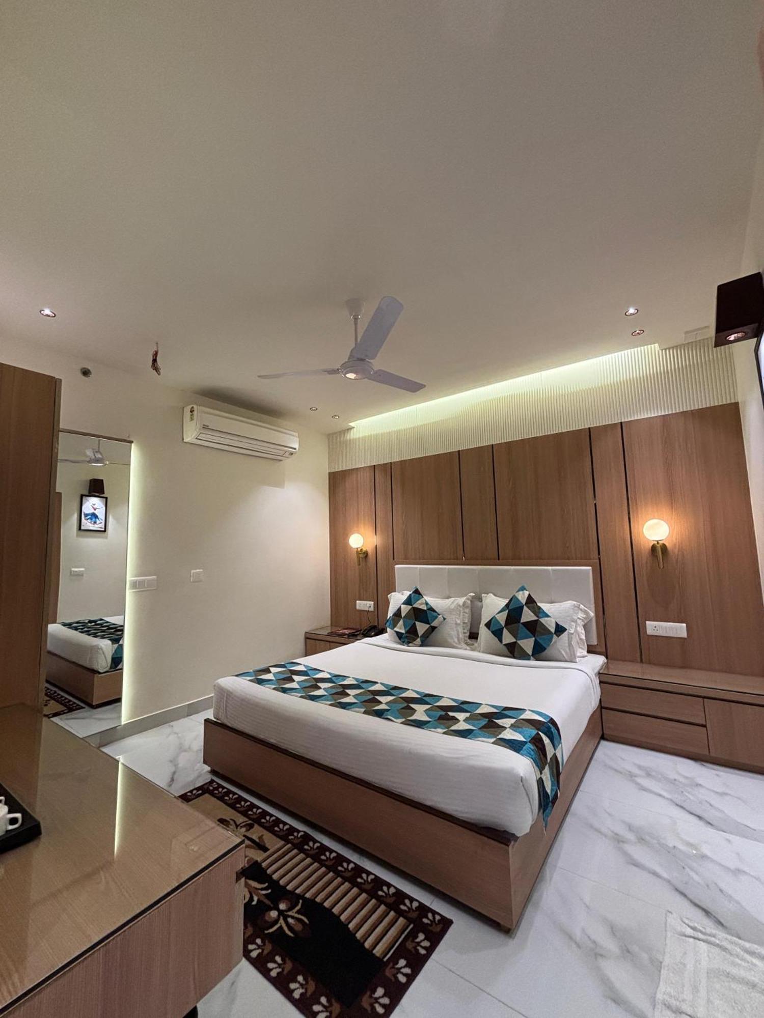 Taj Inn Hotel Agra  Eksteriør bilde